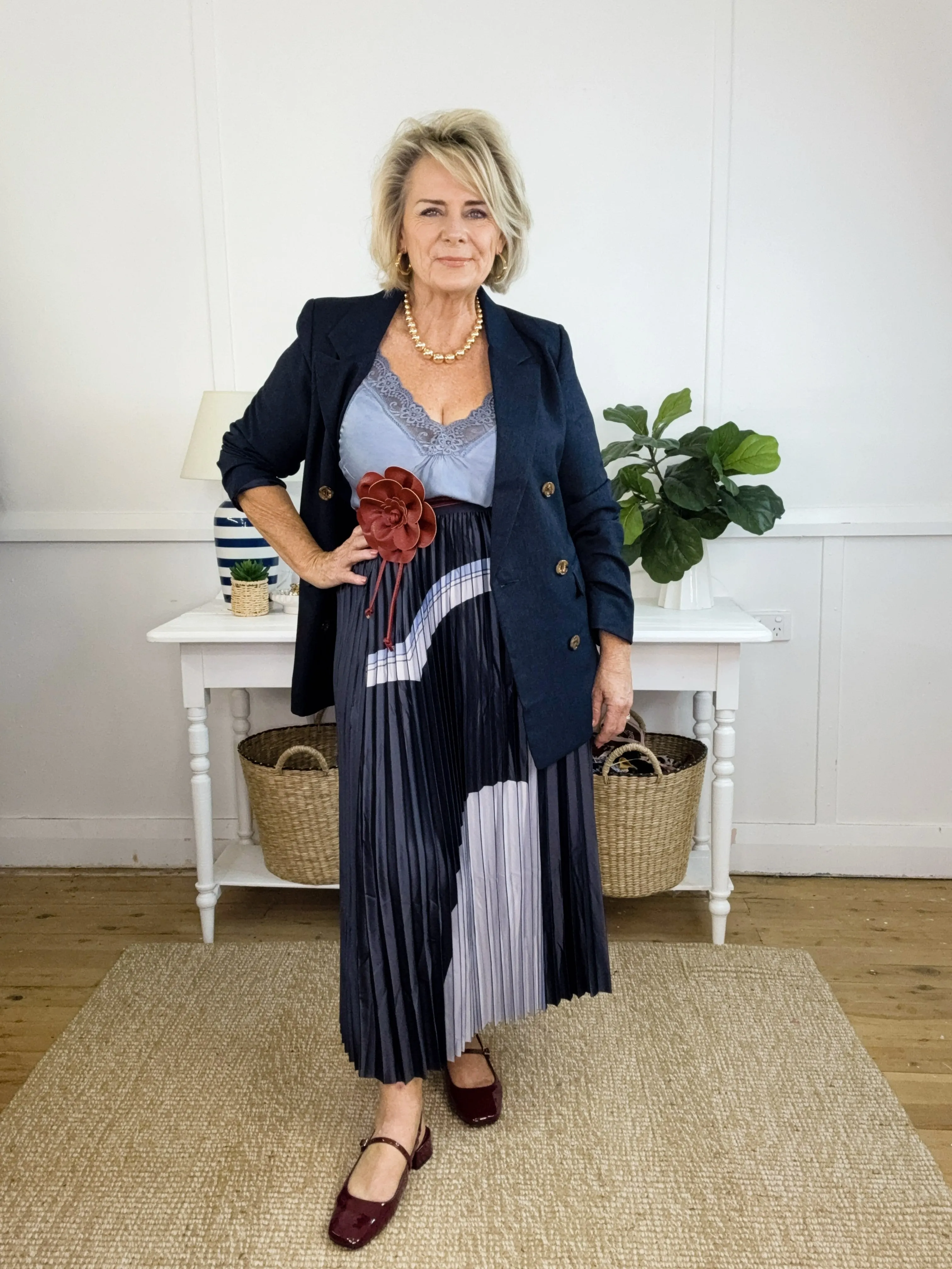 ABSTRACT PLEATED SKIRT