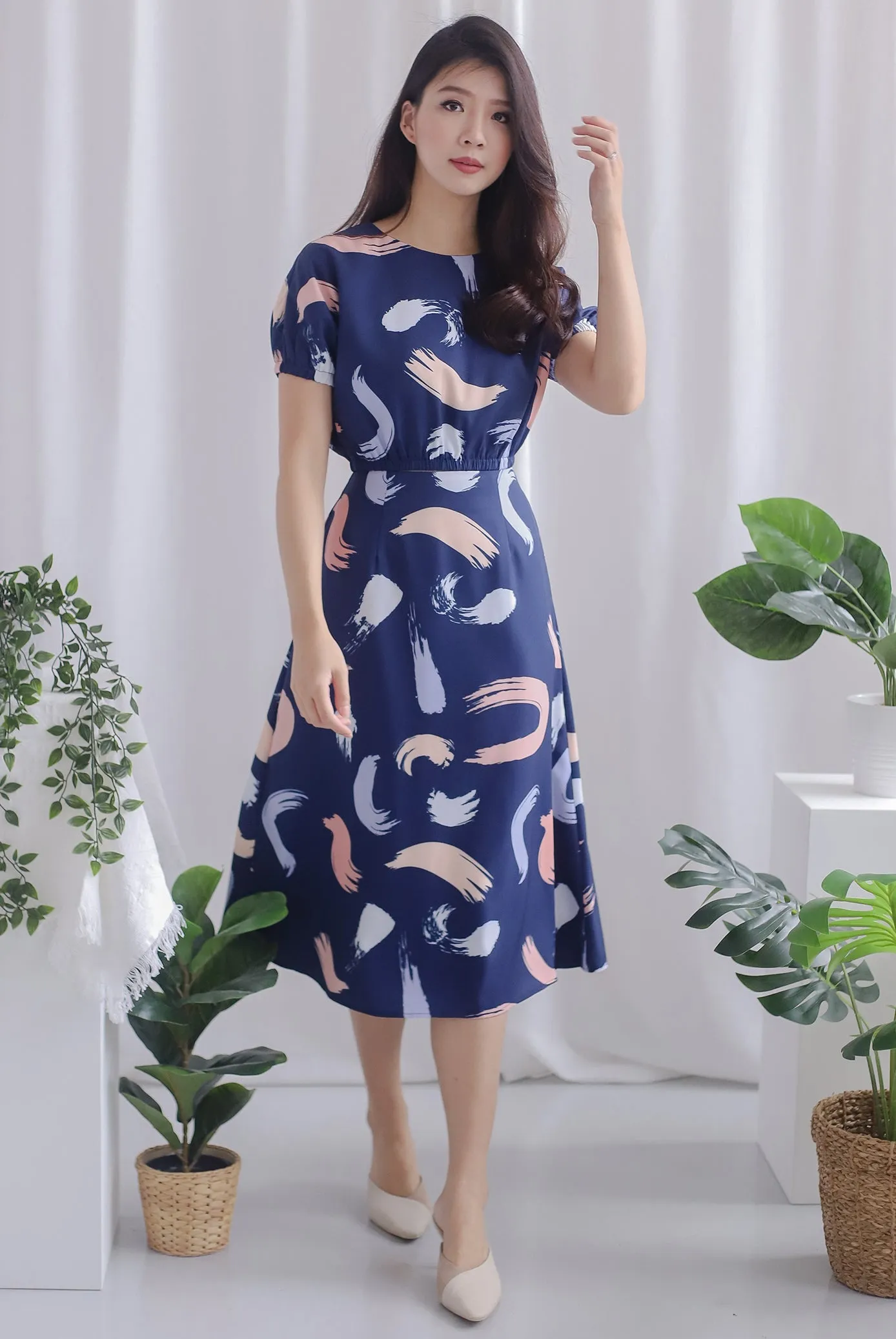 Aris Abstract Top In Navy Blue