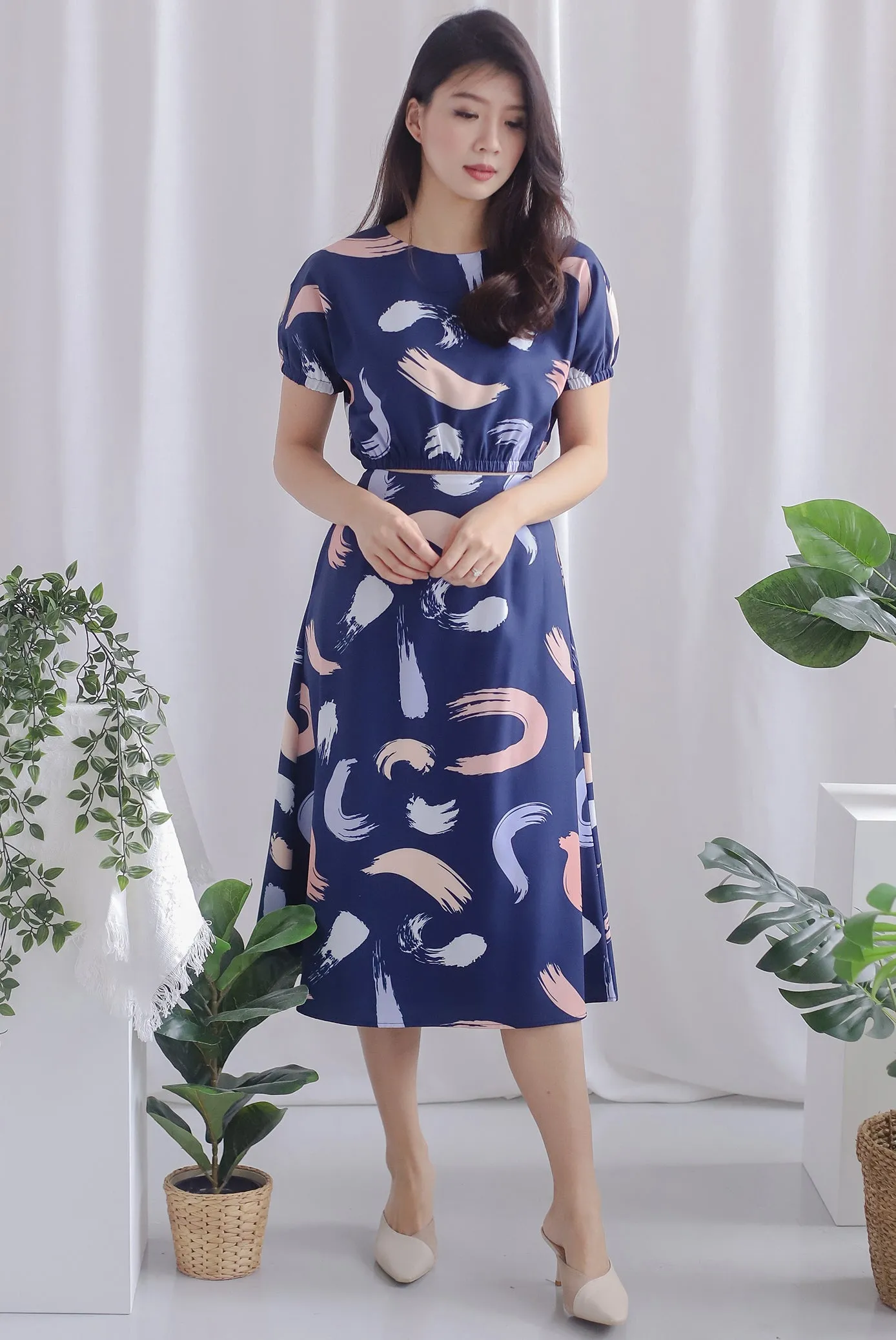 Aris Abstract Top In Navy Blue