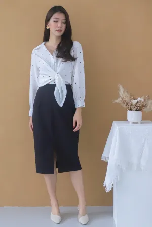 Aubri Tie Shirt In White Dots