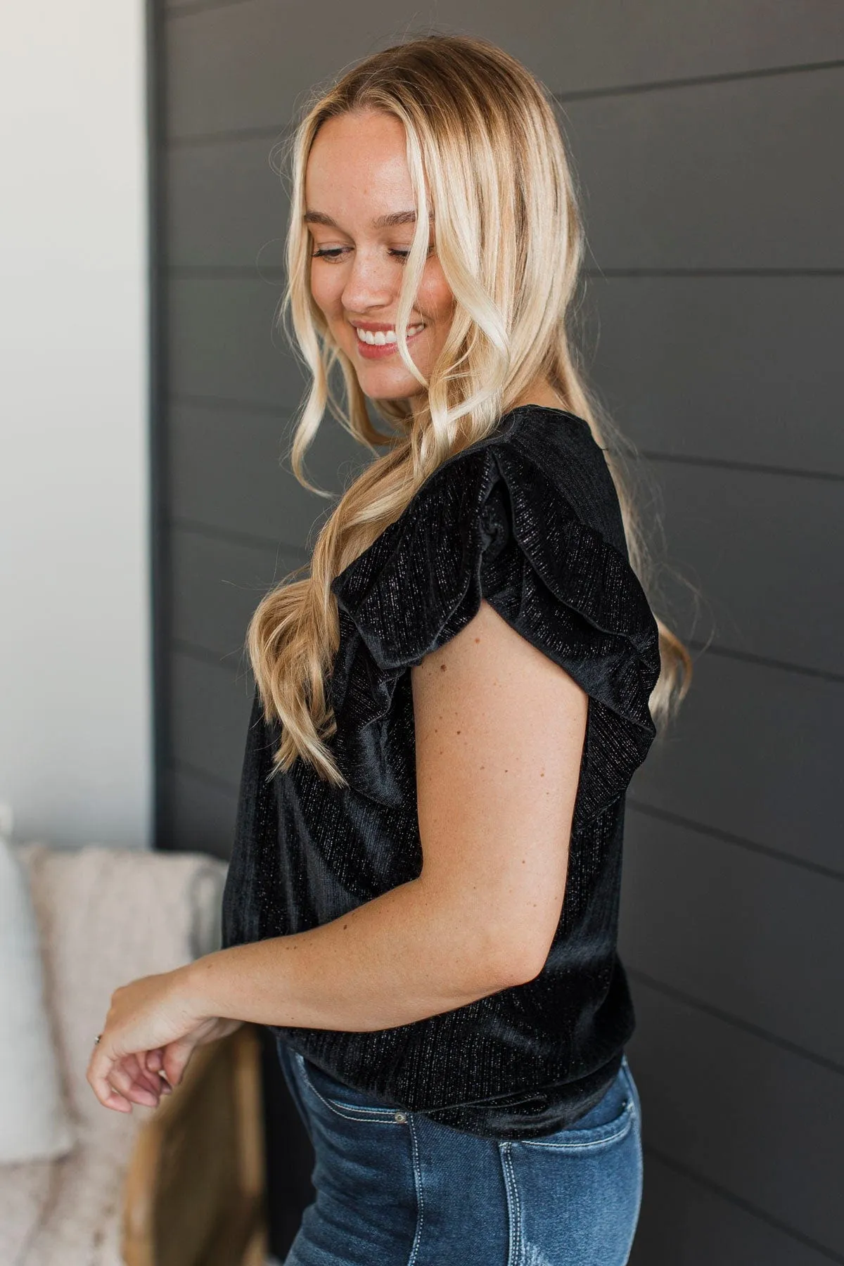 Beautiful Feelings Velvet Top- Black
