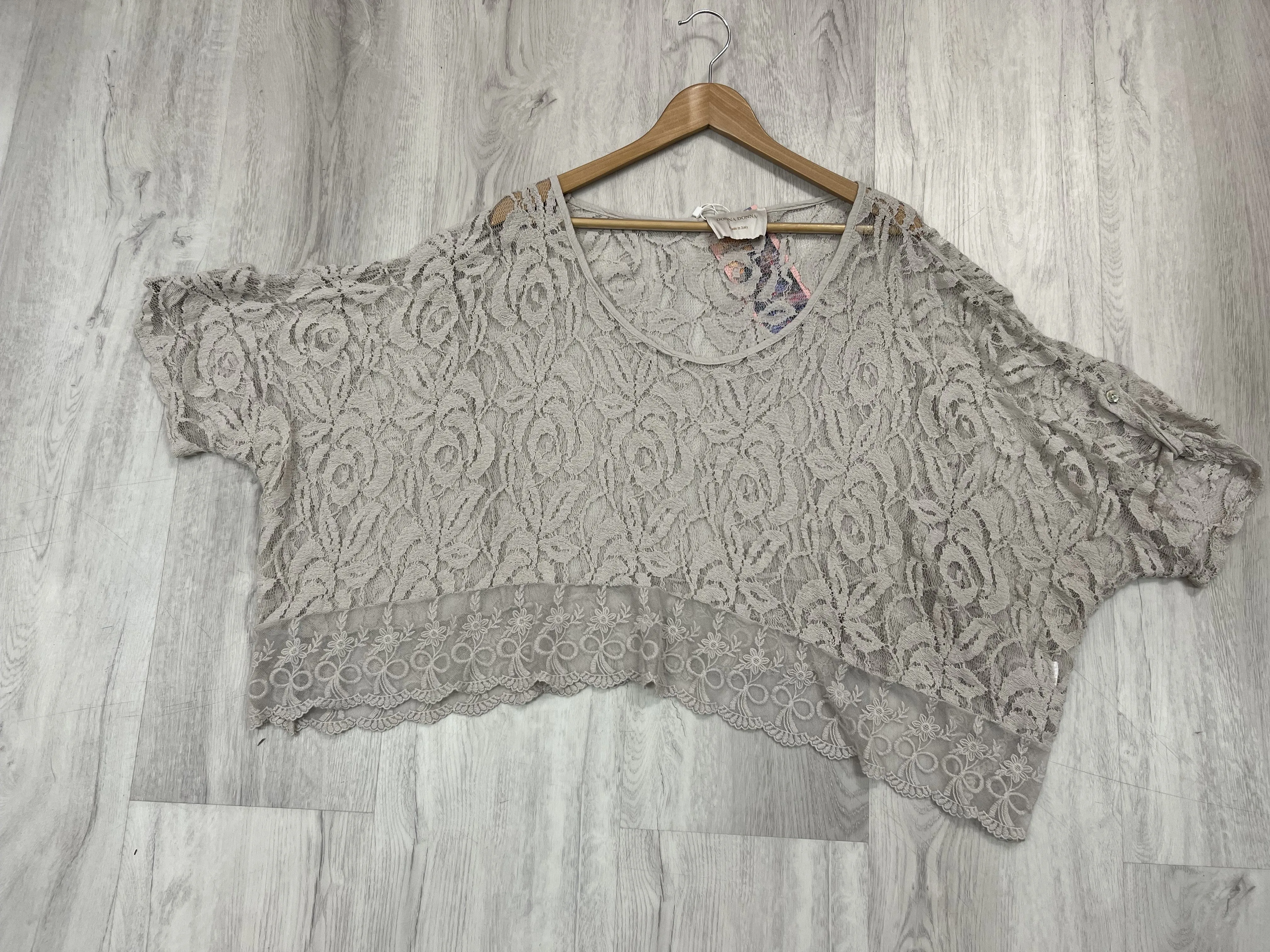 Belaroma Lace Top