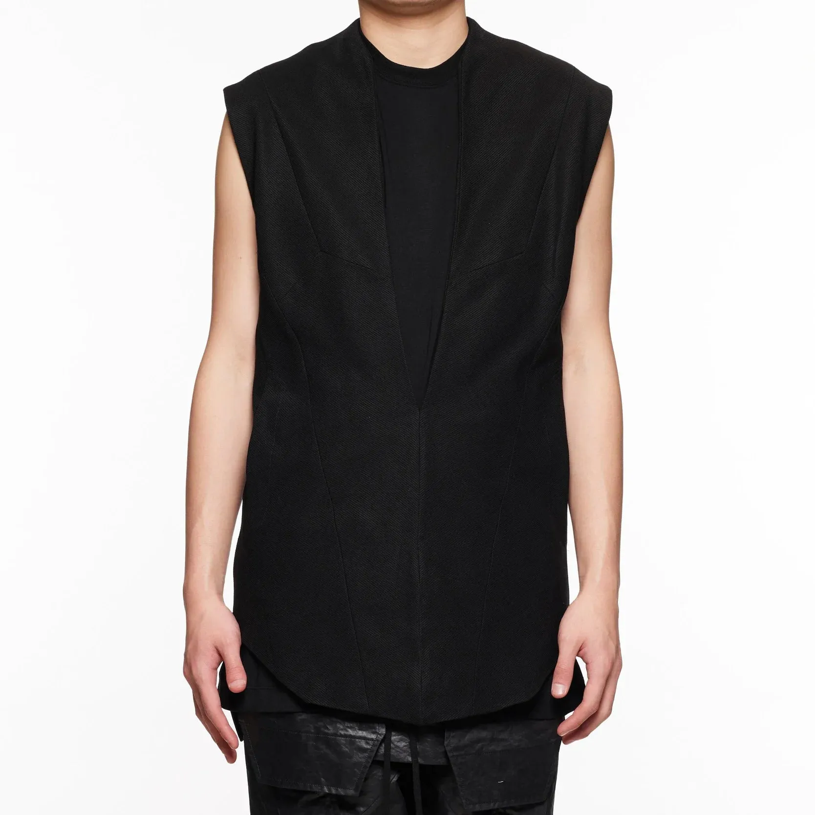Black / Edge Neck Pullover Gilet