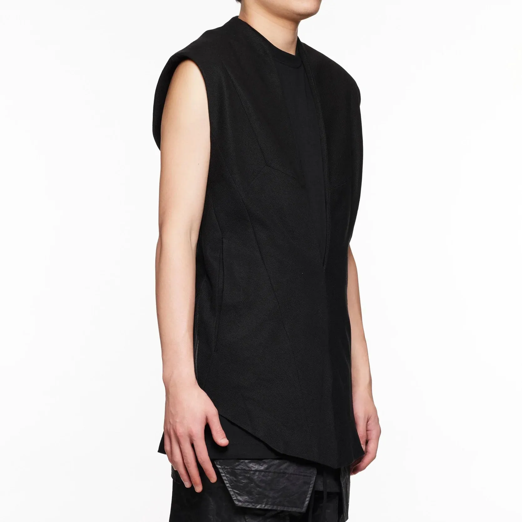 Black / Edge Neck Pullover Gilet
