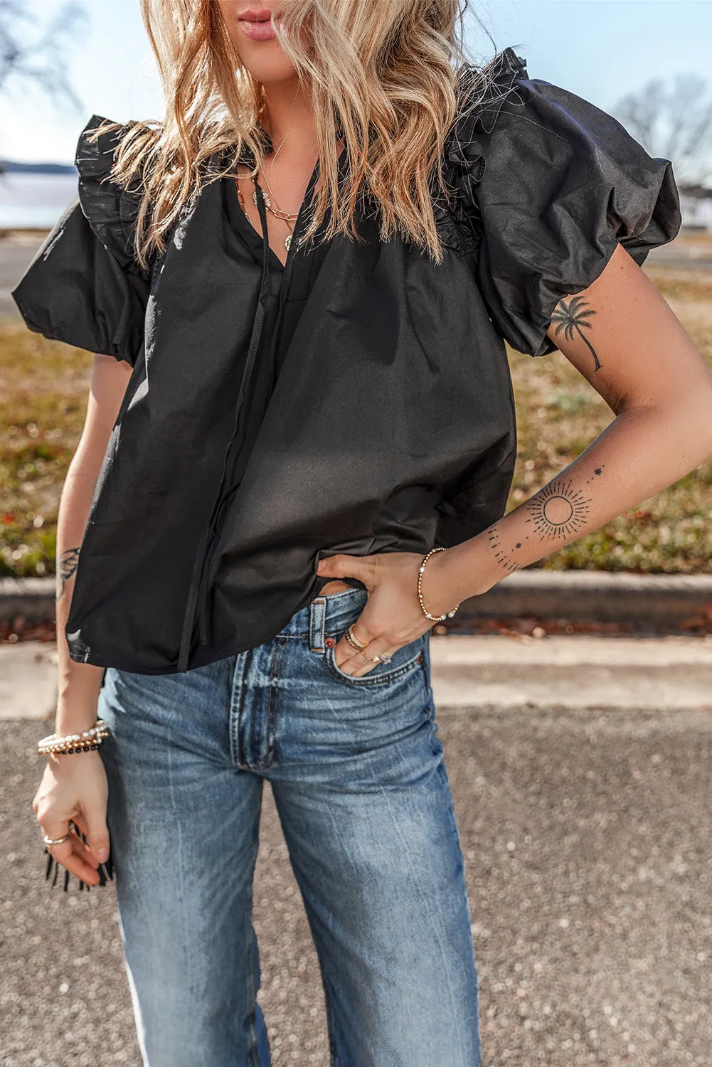 Black Ruffled Puff Short Sleeve Loose Blouse for Women