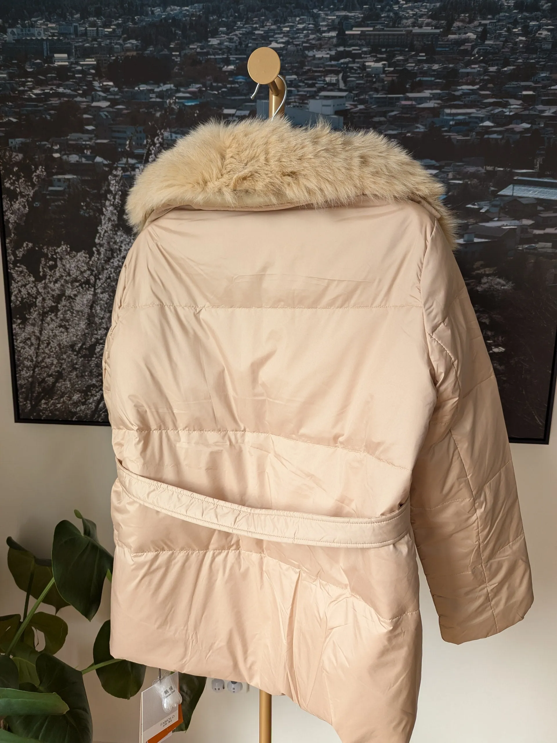 Brand New Goose Down Jacket Size 8-12 FREE SHIPPING 129