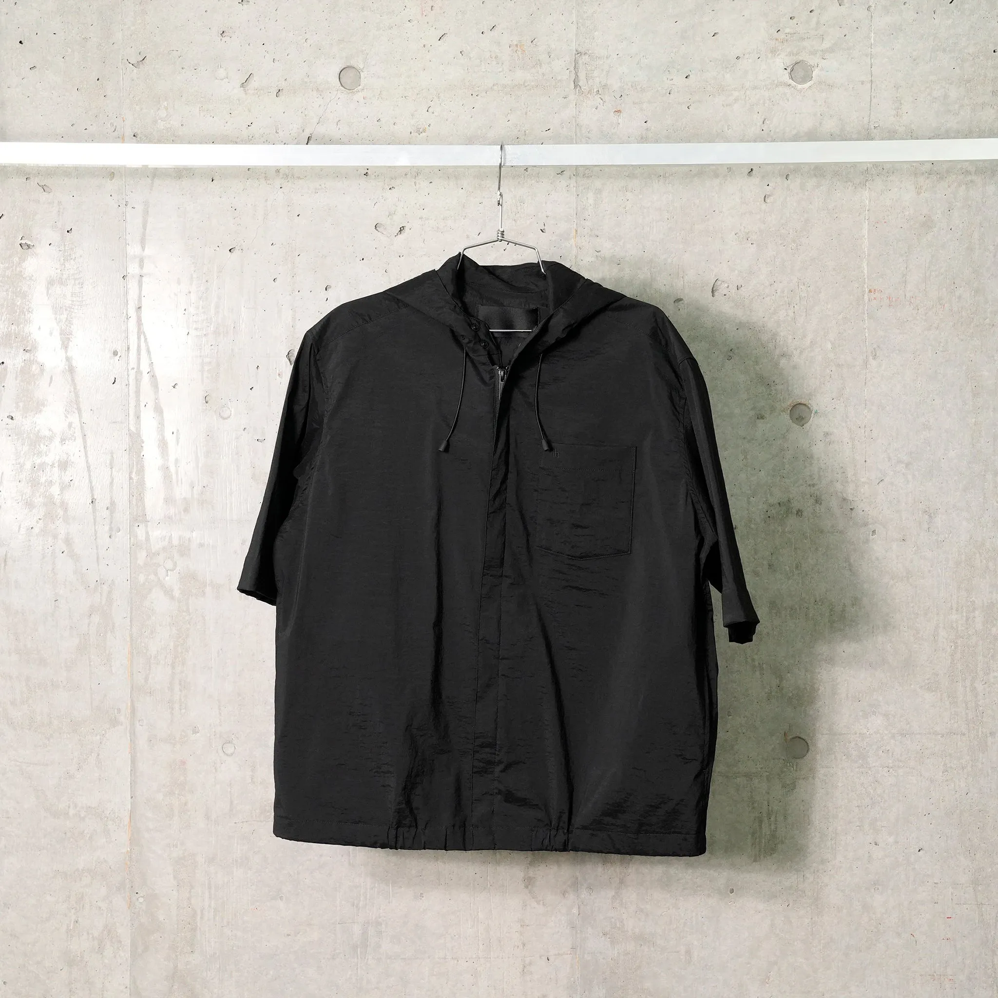 DETACHABLE BLOUSON / BLACK