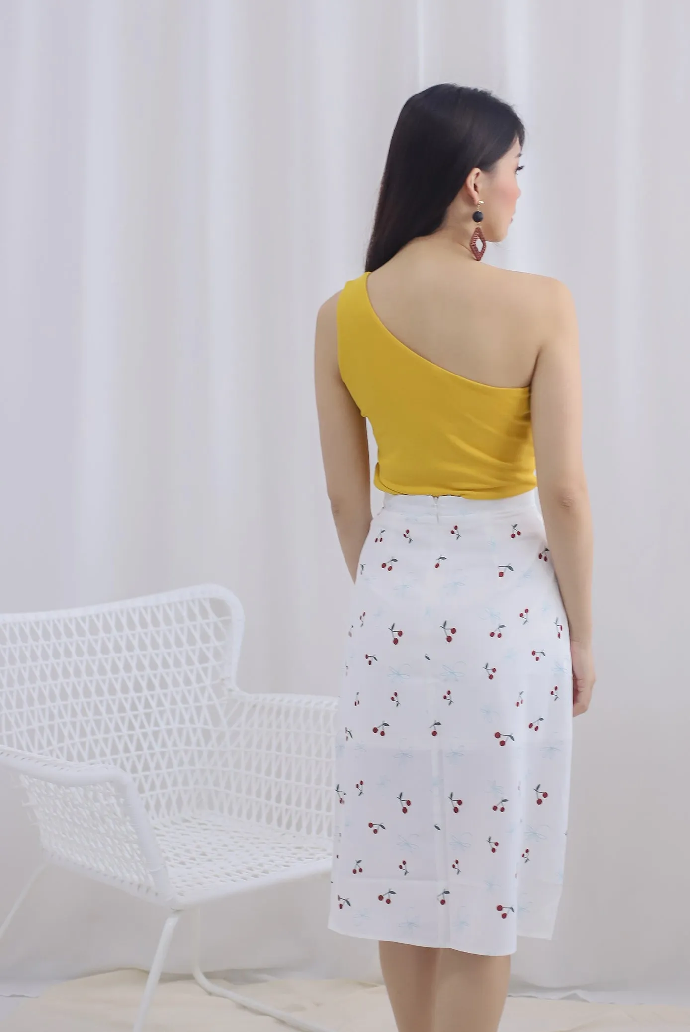 Eathelyn Ribbed Toga Top In Mustard