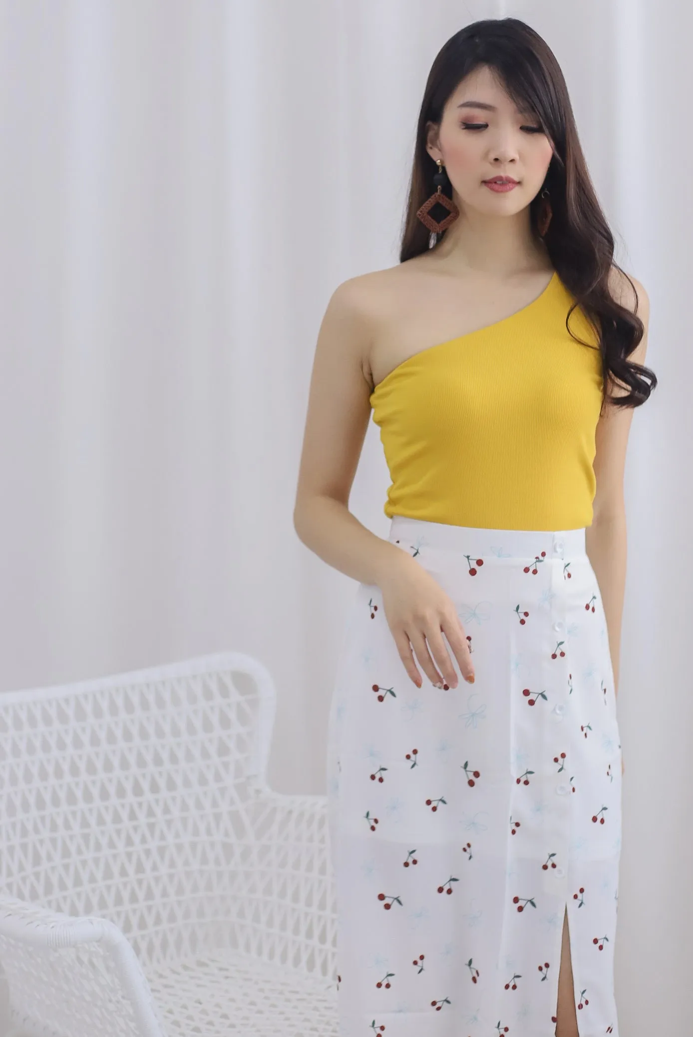 Eathelyn Ribbed Toga Top In Mustard