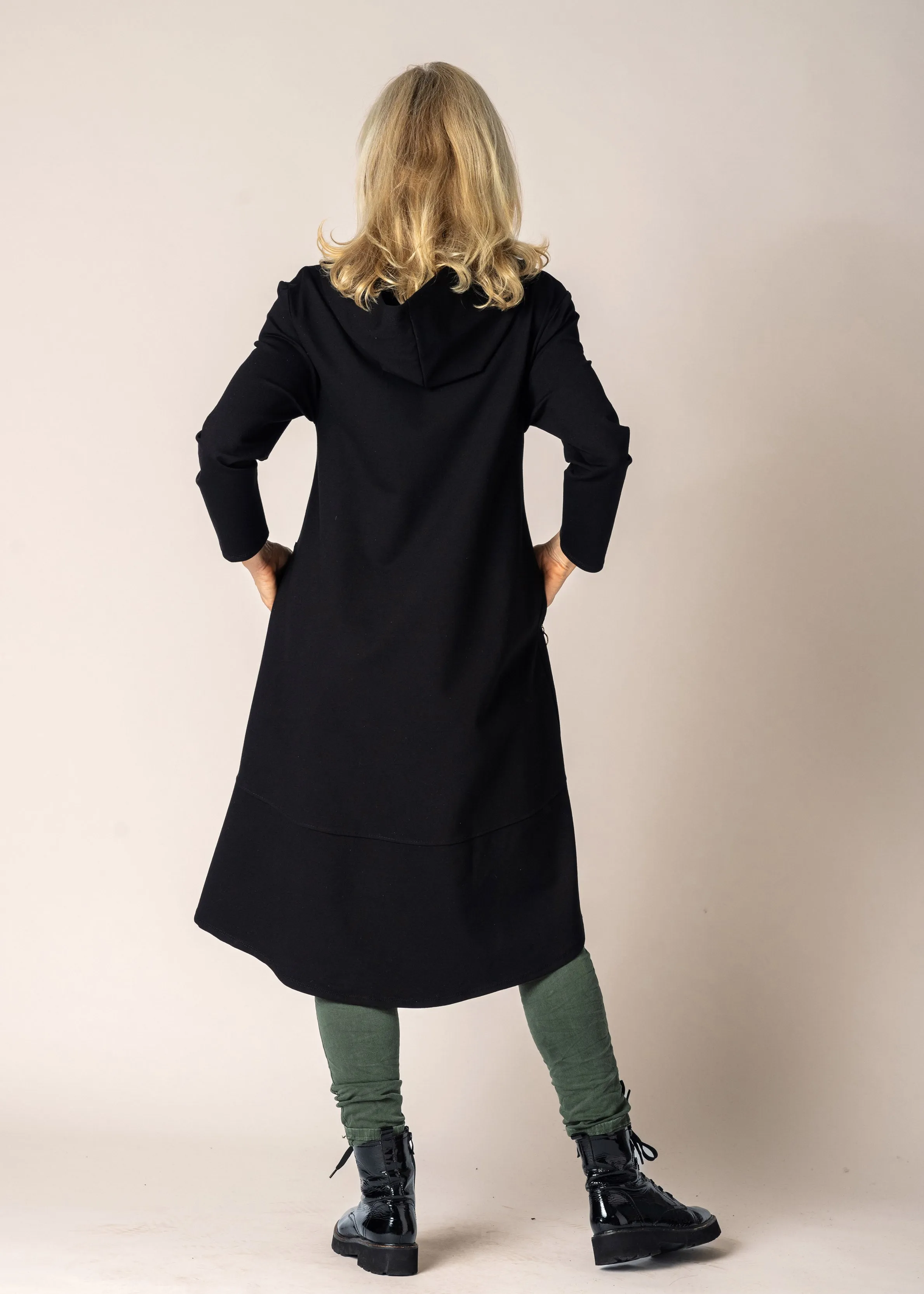 Emmsa Jacket in Onyx