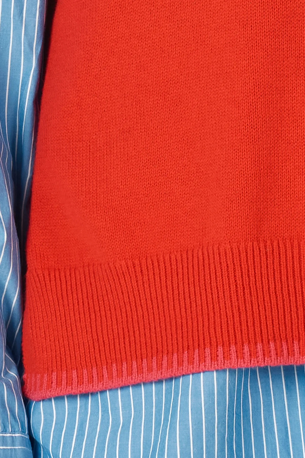 ESSENTIAL TWO TONE VEST