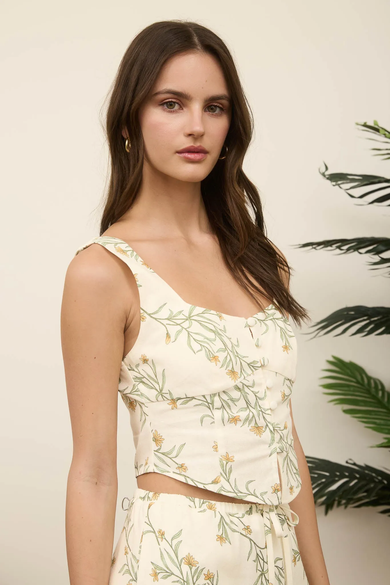 FLORAL CORSET DETAIL BUTTON DOWN LINEN CROP TOP