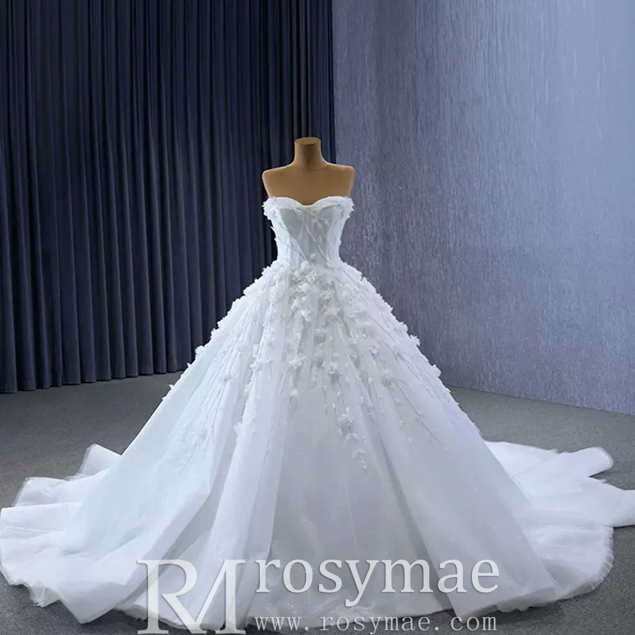 Gorgeous Puffy Ball Gown Wedding Dress with Detachable Long Sleeve
