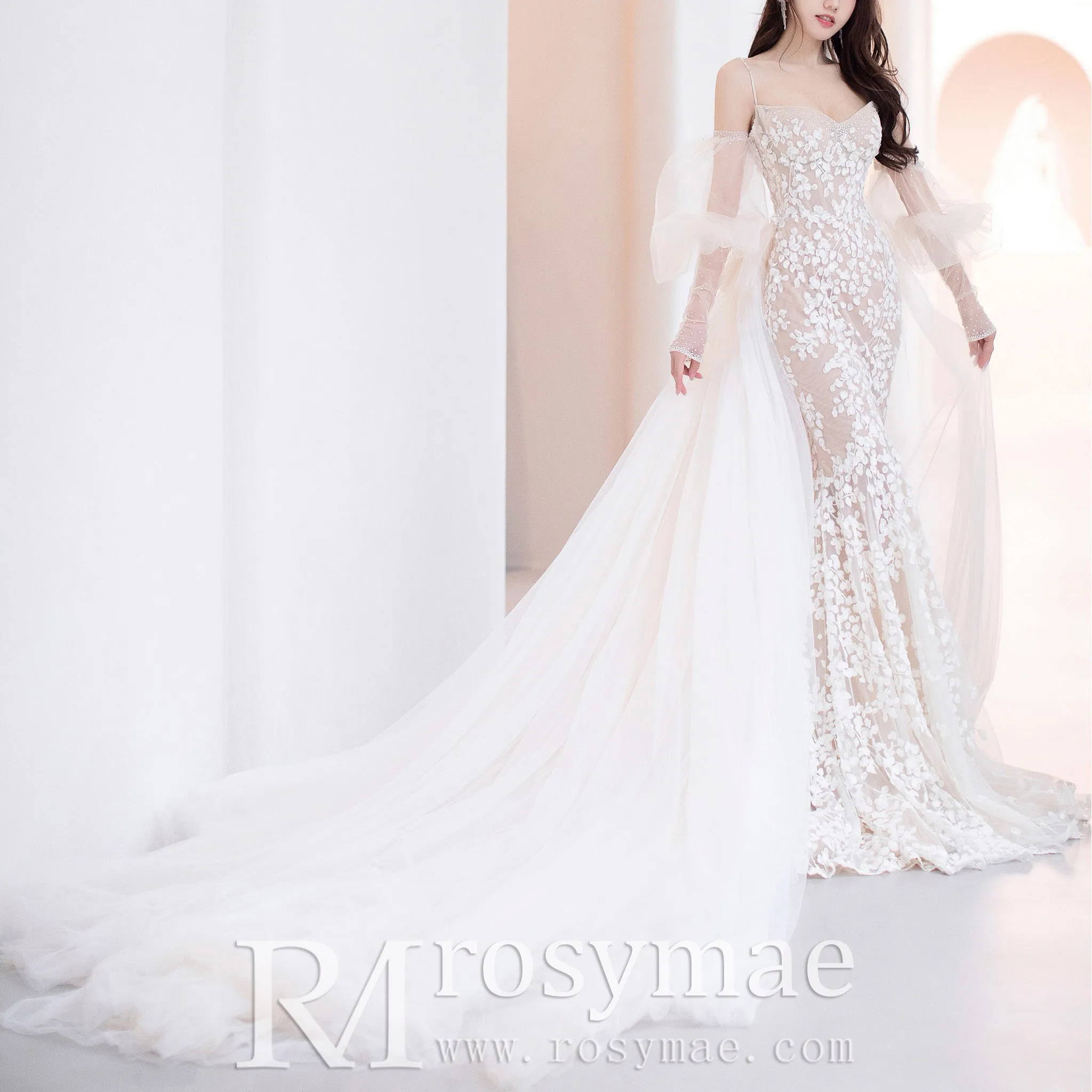 Gorgeous Spaghetti Strap Mermaid Wedding Dress with Detachable Train