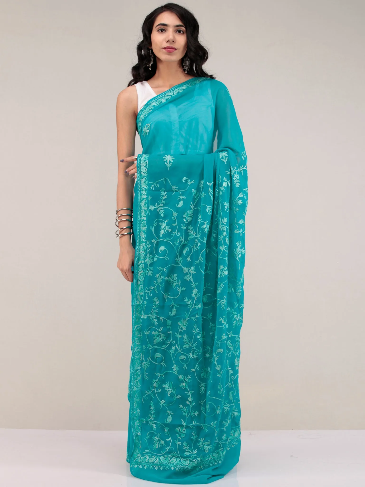 Green Aari Embroidered Georgette Saree From Kashmir - S031704638