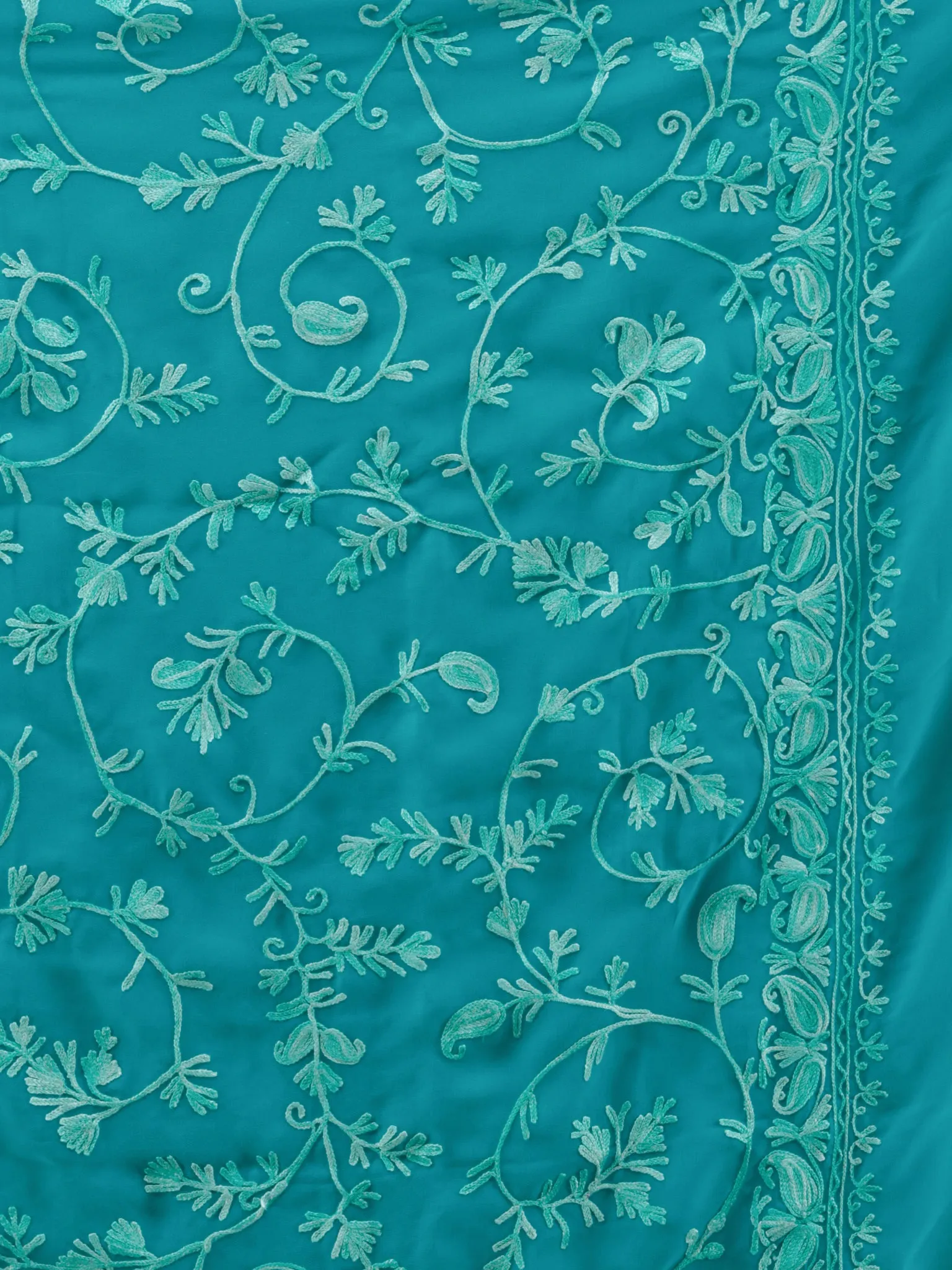 Green Aari Embroidered Georgette Saree From Kashmir - S031704638