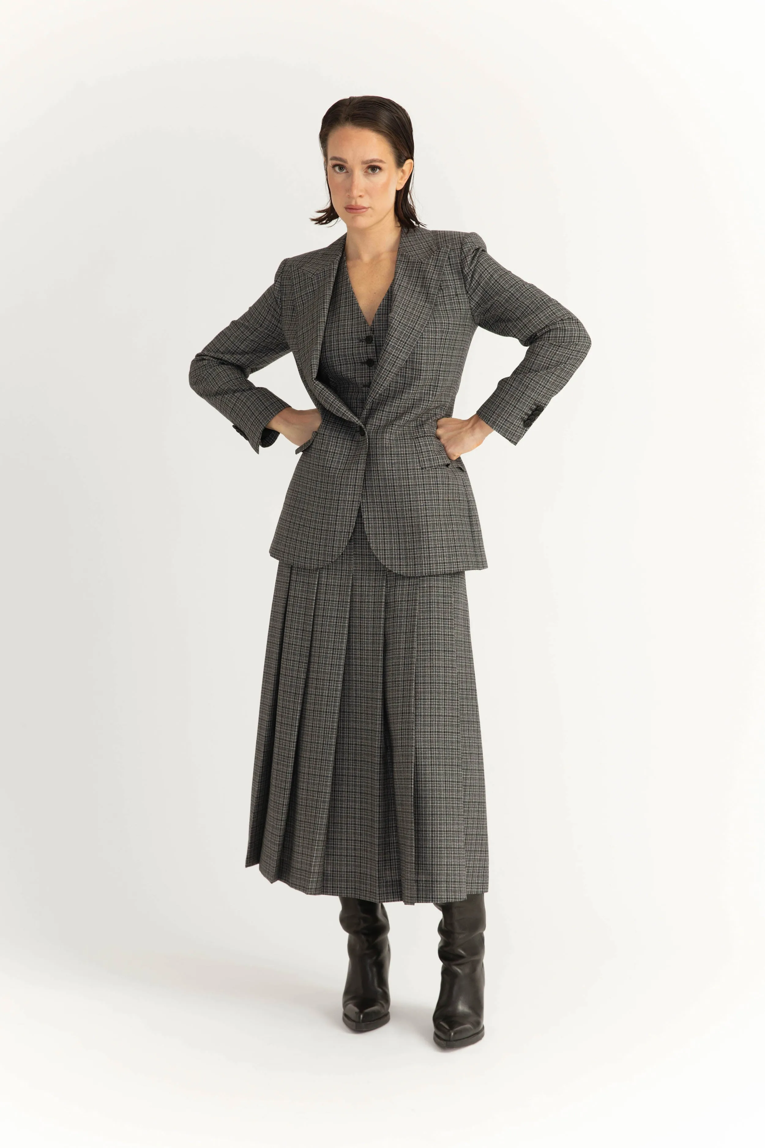 Hjo Skirt -   Pleated midi skirt in grey