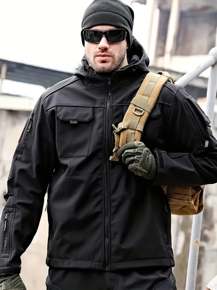 Jackets in tactical design with hood for active men