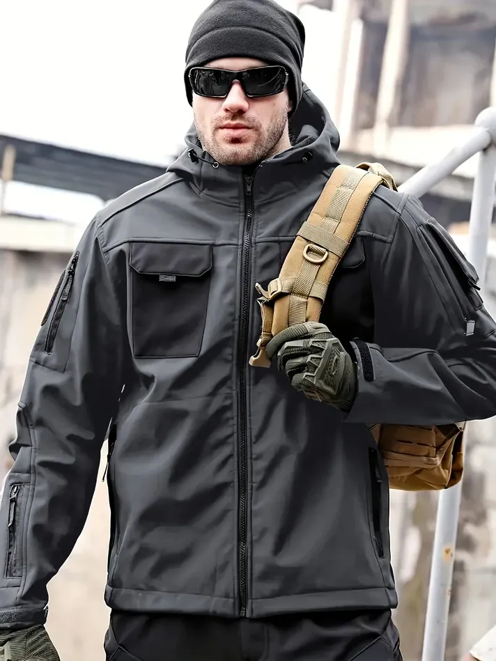 Jackets in tactical design with hood for active men