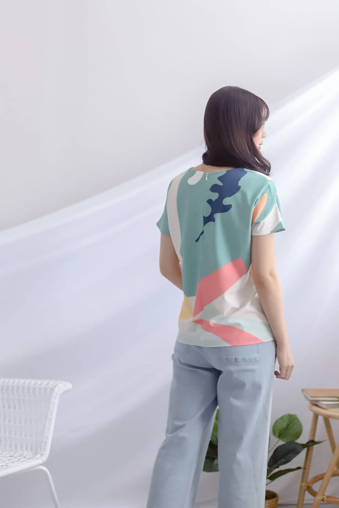 Karla Abstract Sleeved Top In Green