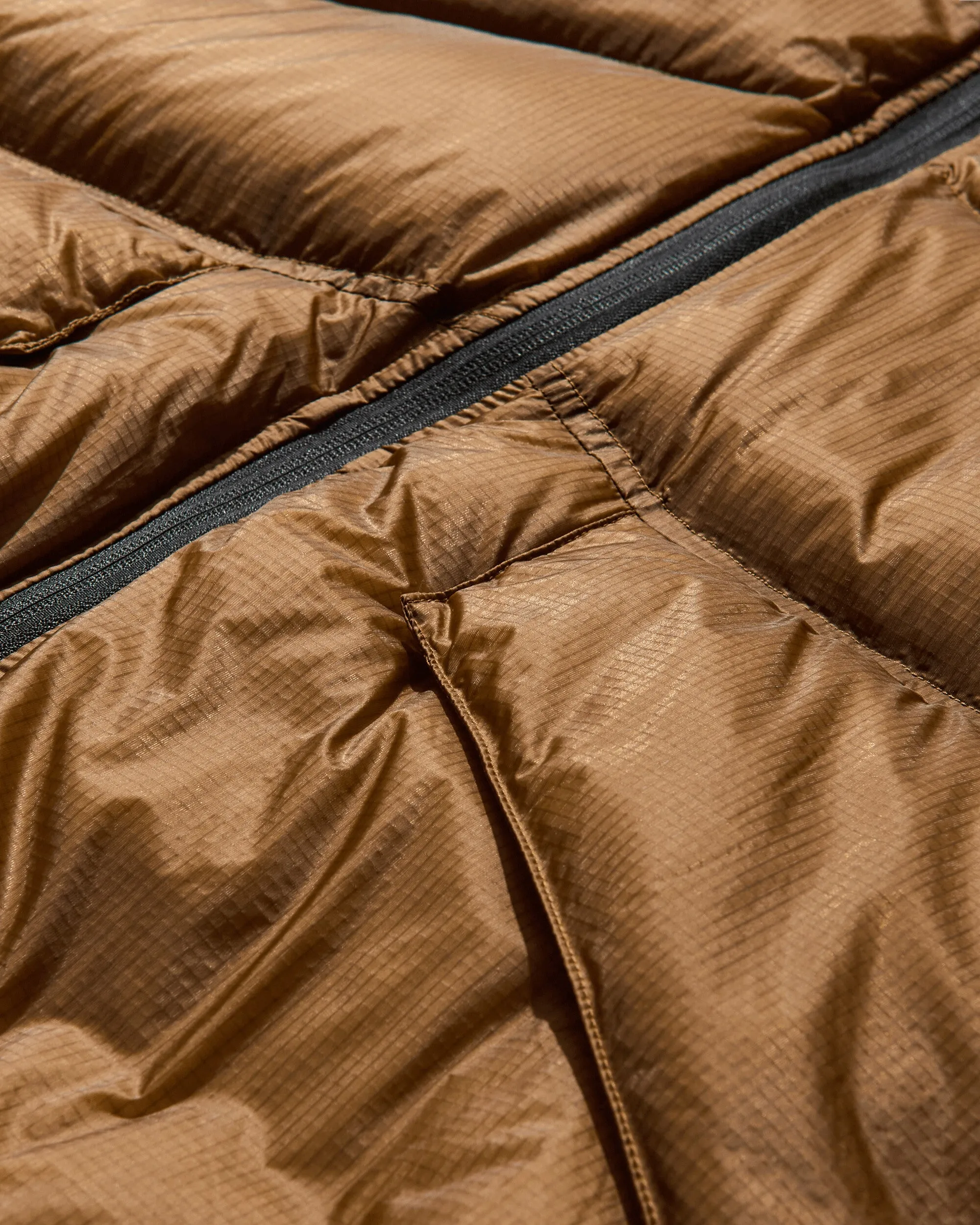Men's Nitty Gritty Stellar Hooded Technical Down Jacket Bronze Brown