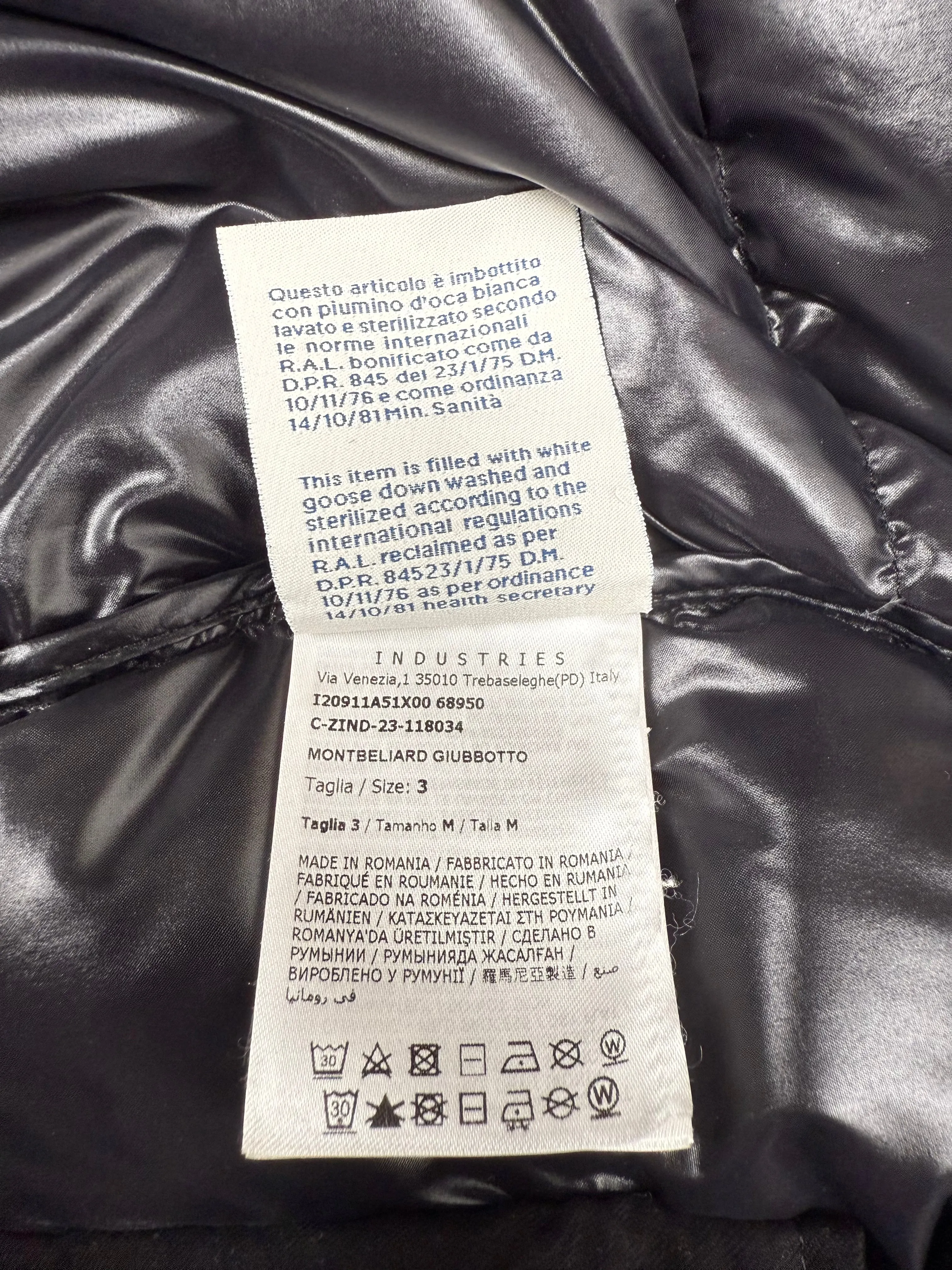 Moncler Montbeliard Coat - Black
