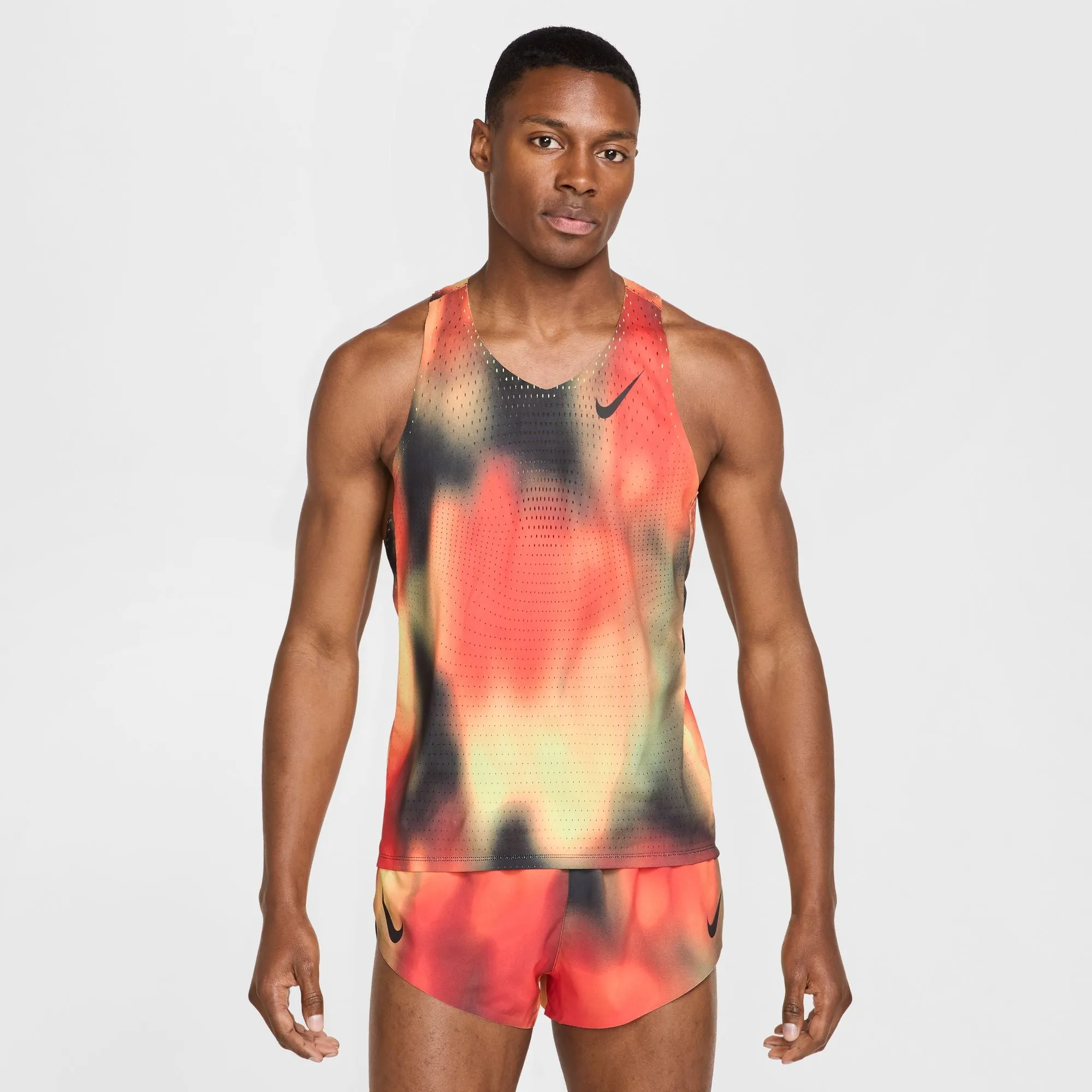 Nike Men's Dri-FIT AeroSwift ADV Running Vest Light Lemon Twist / Light Crimson / Black