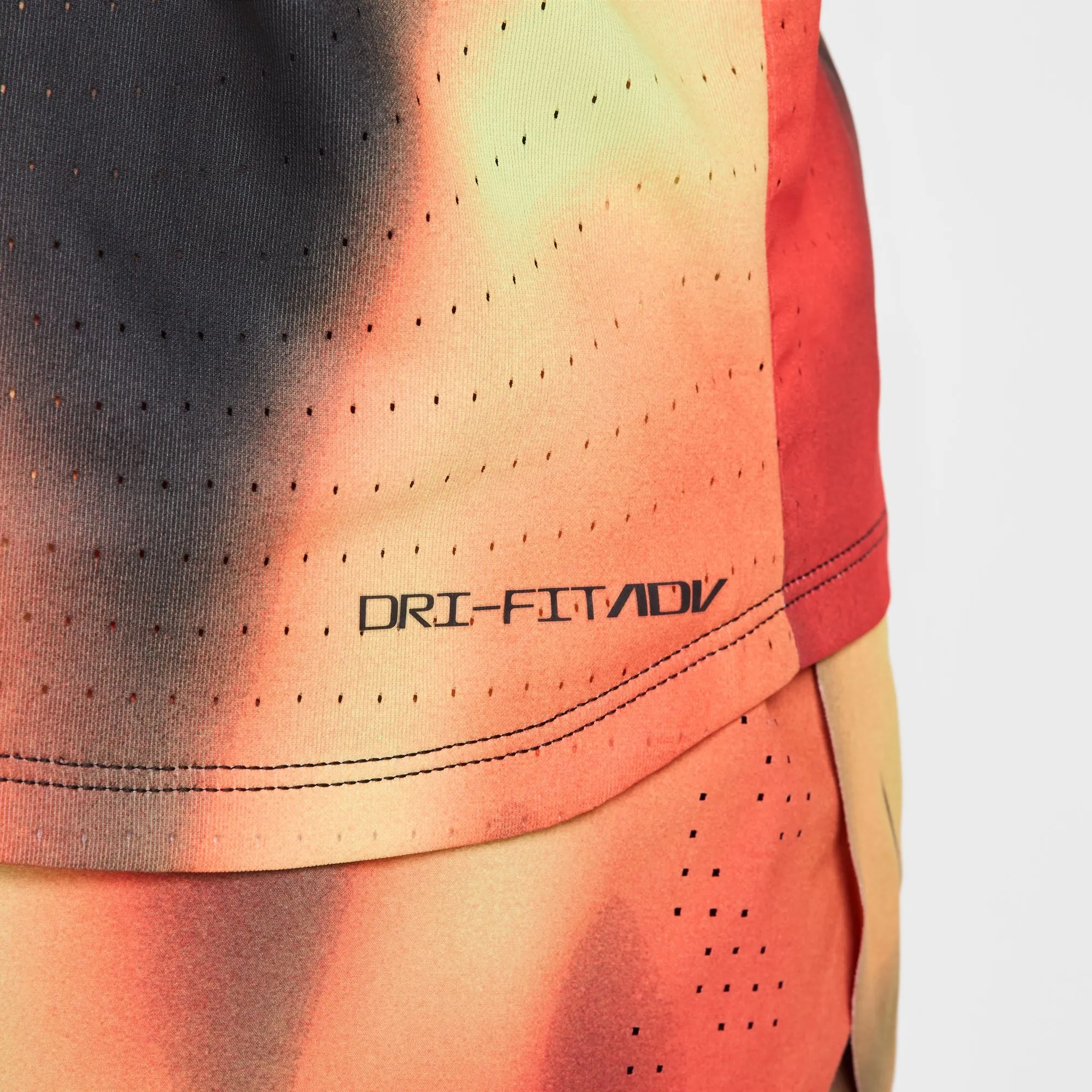Nike Men's Dri-FIT AeroSwift ADV Running Vest Light Lemon Twist / Light Crimson / Black