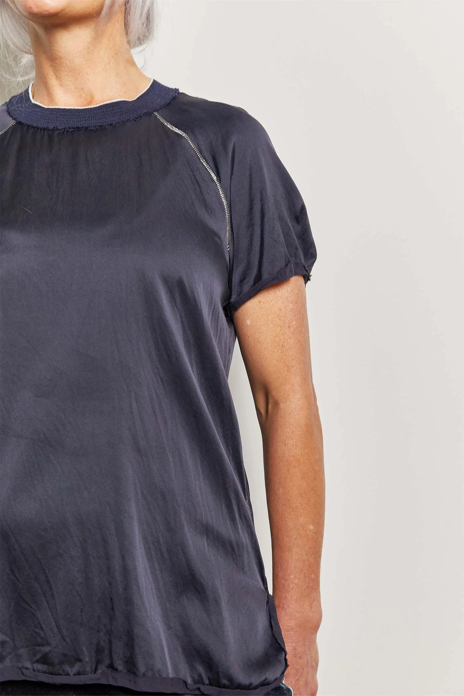 nusun silk raglan tee