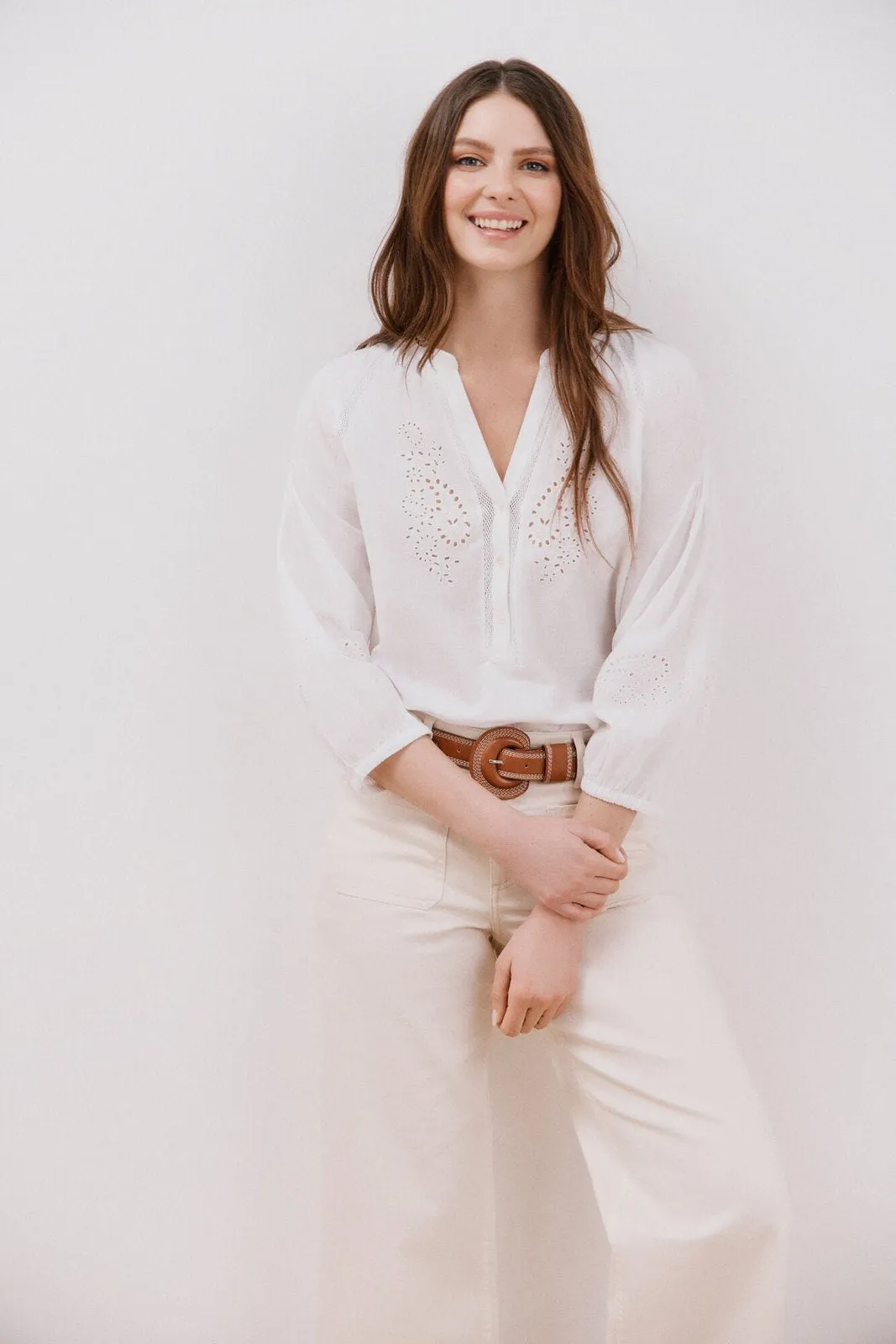 Openwork embroidered blouse - White