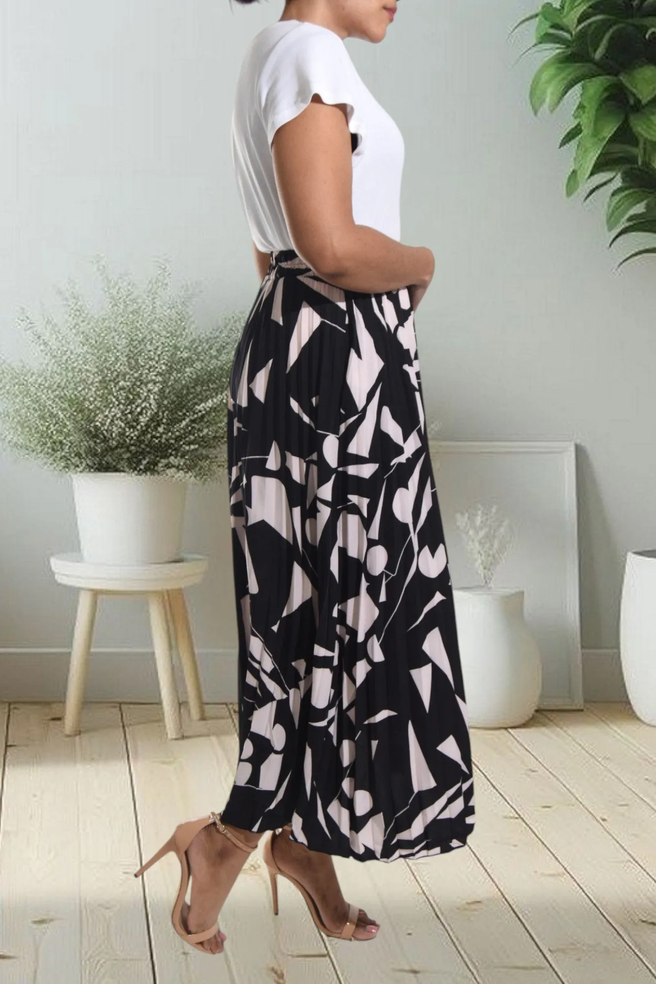 Pink Pleated Pocket Skirt