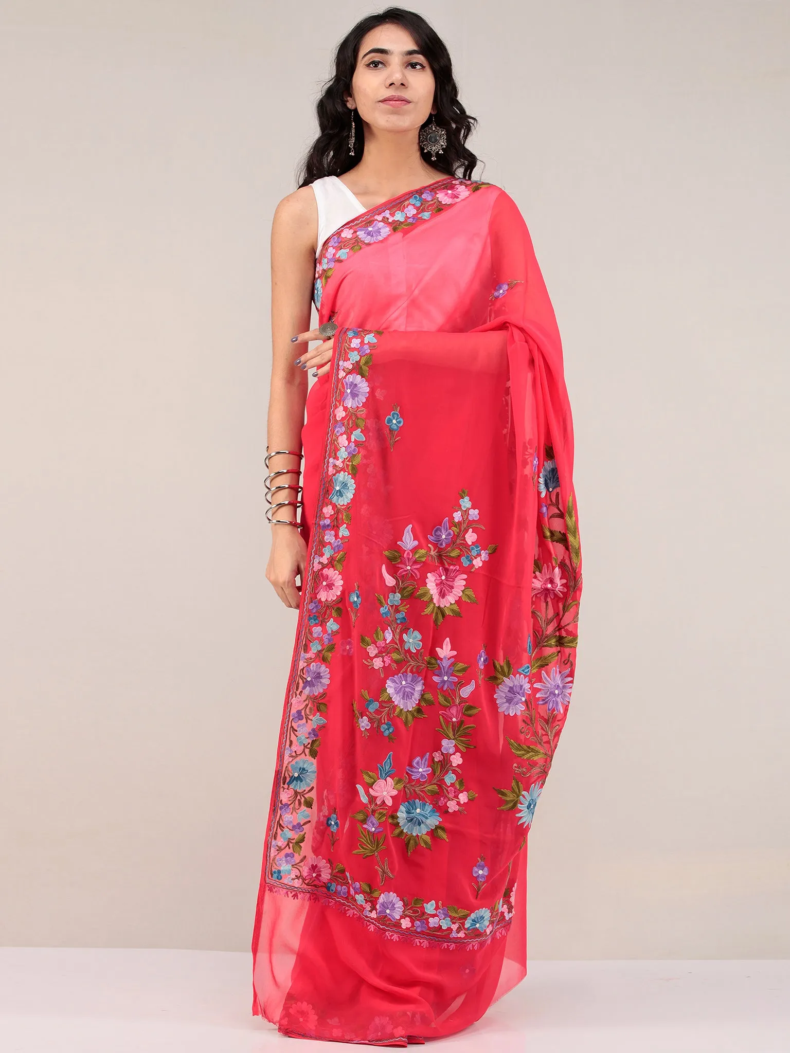 Red Aari Embroidered Georgette Saree From Kashmir - S031704678