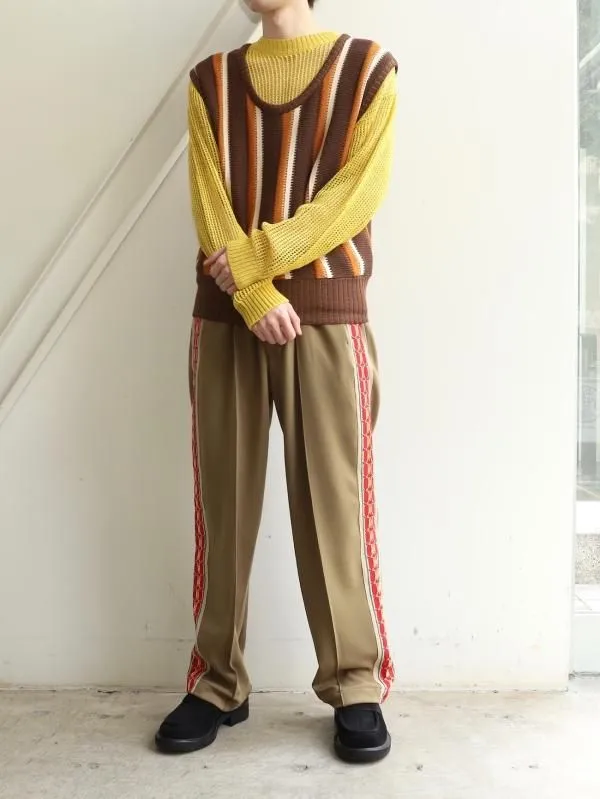 ROOTS KNIT VEST