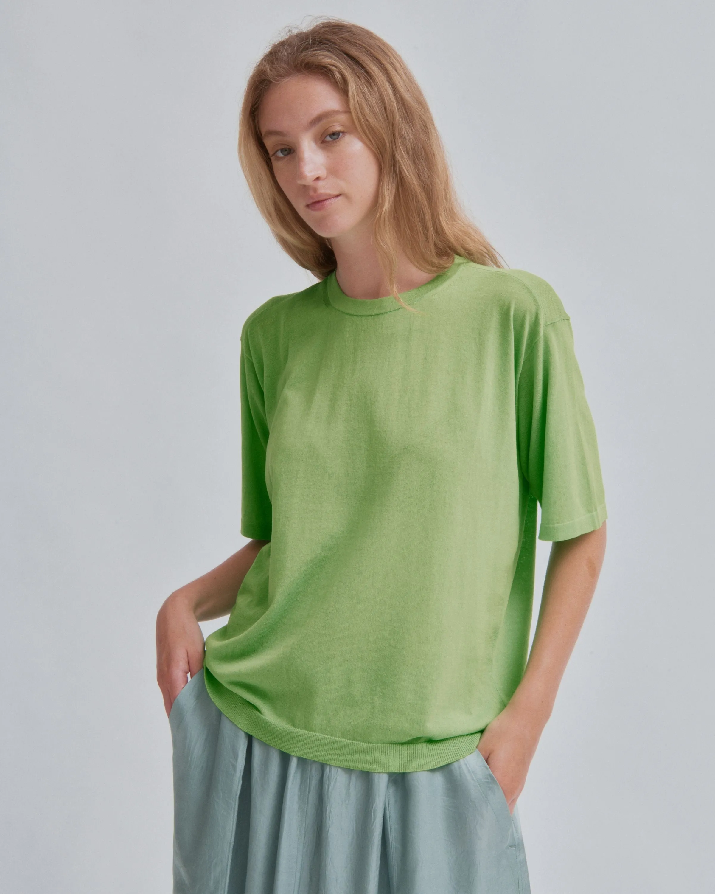 SHEER KNIT TEE IN ELECTRIC GREEN