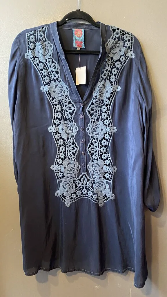 Sheer Lace Inlay Tunic