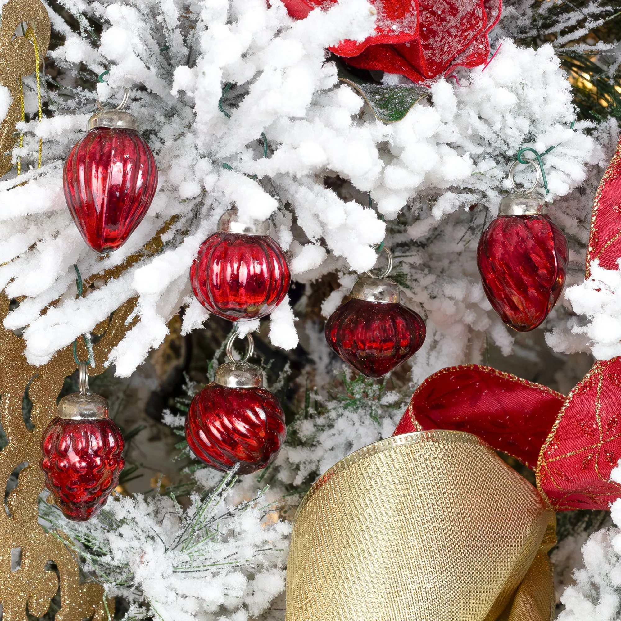 Small Glass Finial Ornaments ( Red, Case of 40 Sets)