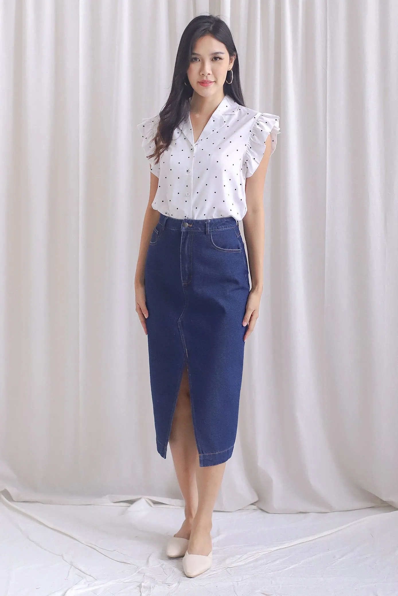 Sola Polkadot Flutter Sleeve Top In White