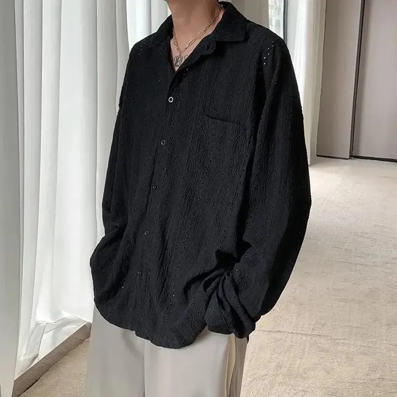 Sophisticated Black Button-Up Shirt for Casual and Formal Occasions