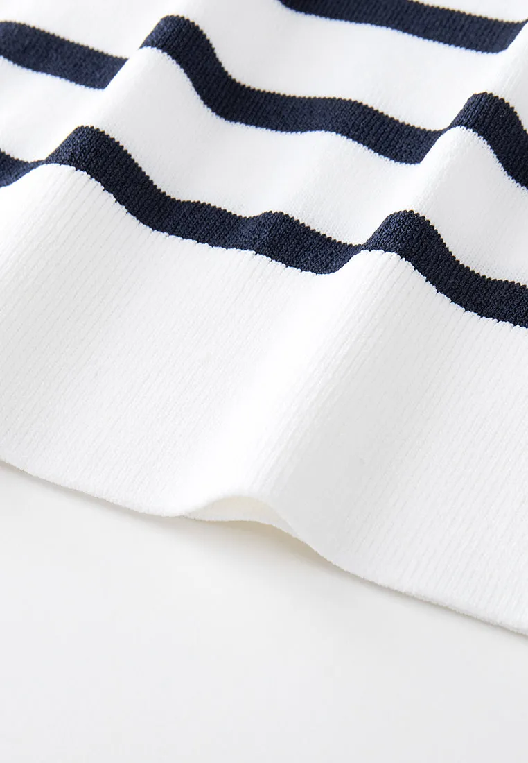 Stripped Shoulder-button Sleeveless Top