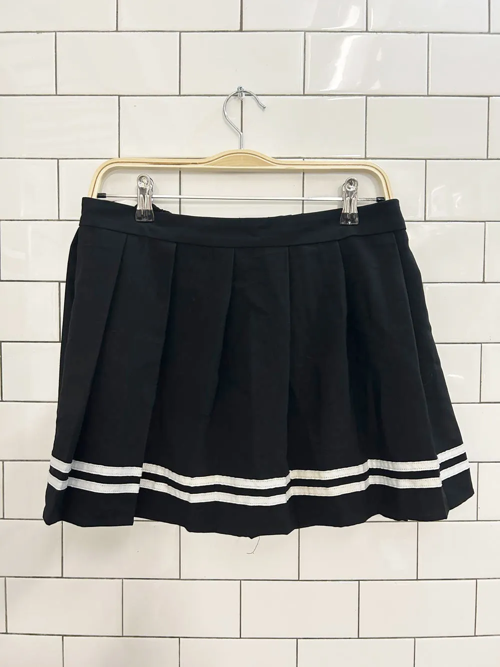 tennis prep pleated adjustable waist mini skirt