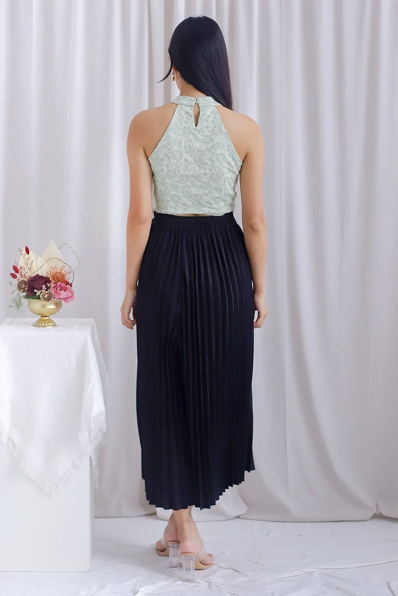 Tina Emboss Cut In Cheongsam Top In Green