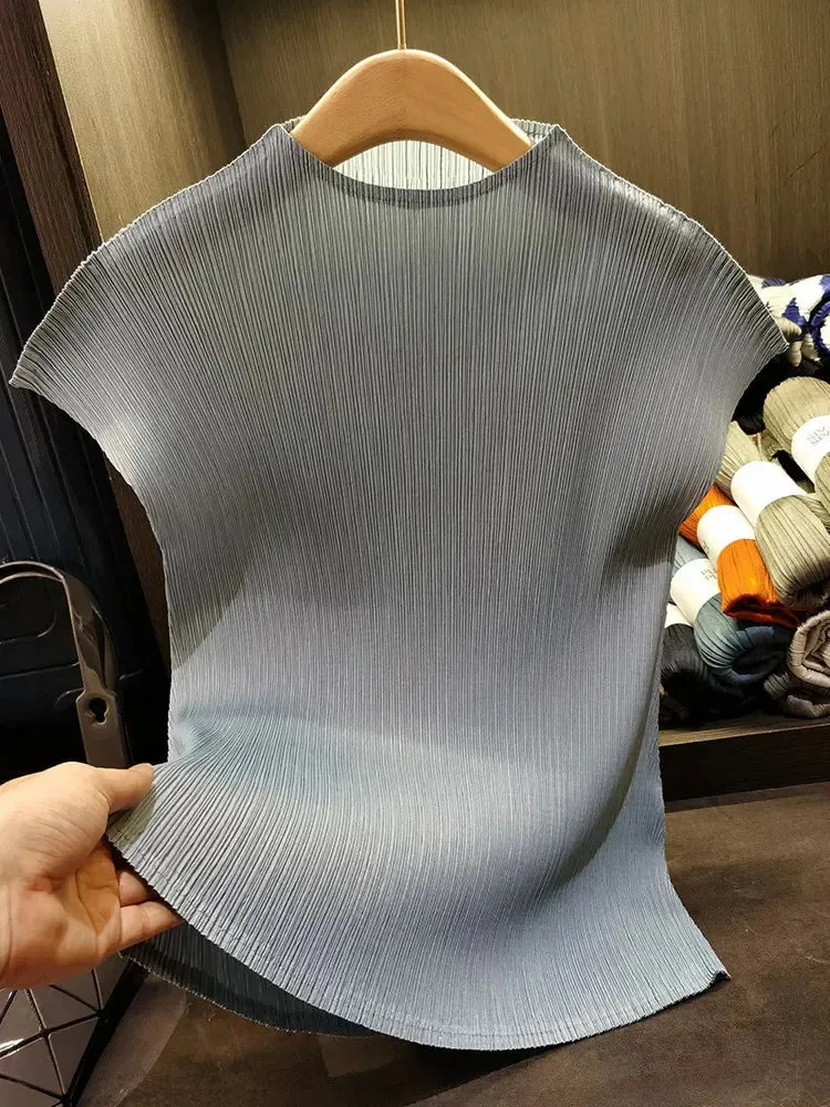 Versatile Classic Simple Solid Color Stand Up Collar Pleated Top Women Slim Slim Short Sleeve Miyake T-shirt Summer