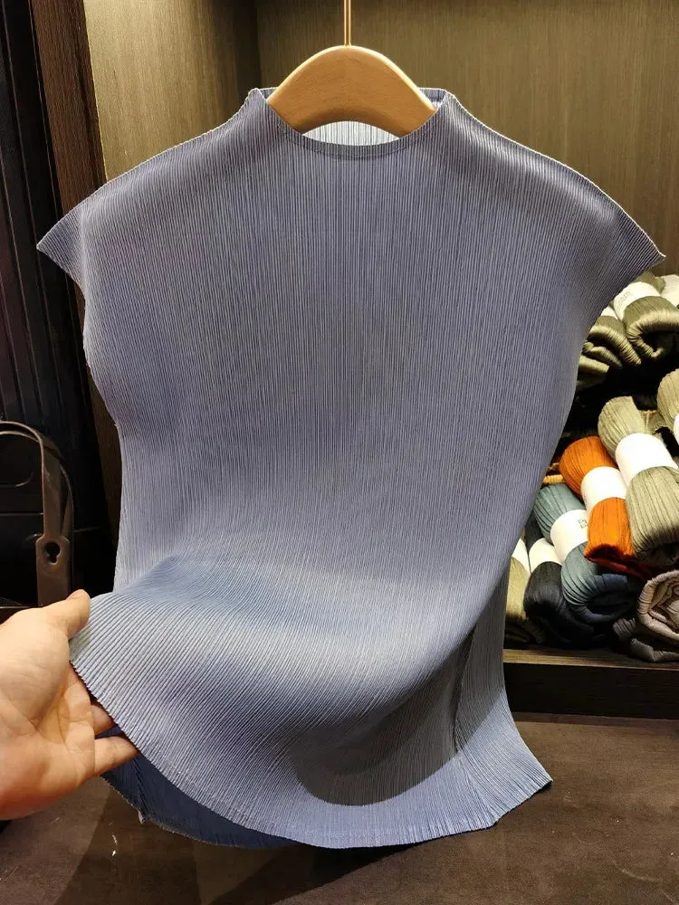 Versatile Classic Simple Solid Color Stand Up Collar Pleated Top Women Slim Slim Short Sleeve Miyake T-shirt Summer