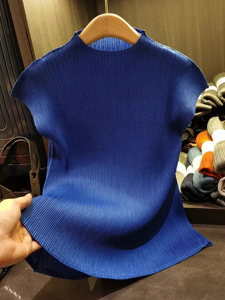 Versatile Classic Simple Solid Color Stand Up Collar Pleated Top Women Slim Slim Short Sleeve Miyake T-shirt Summer