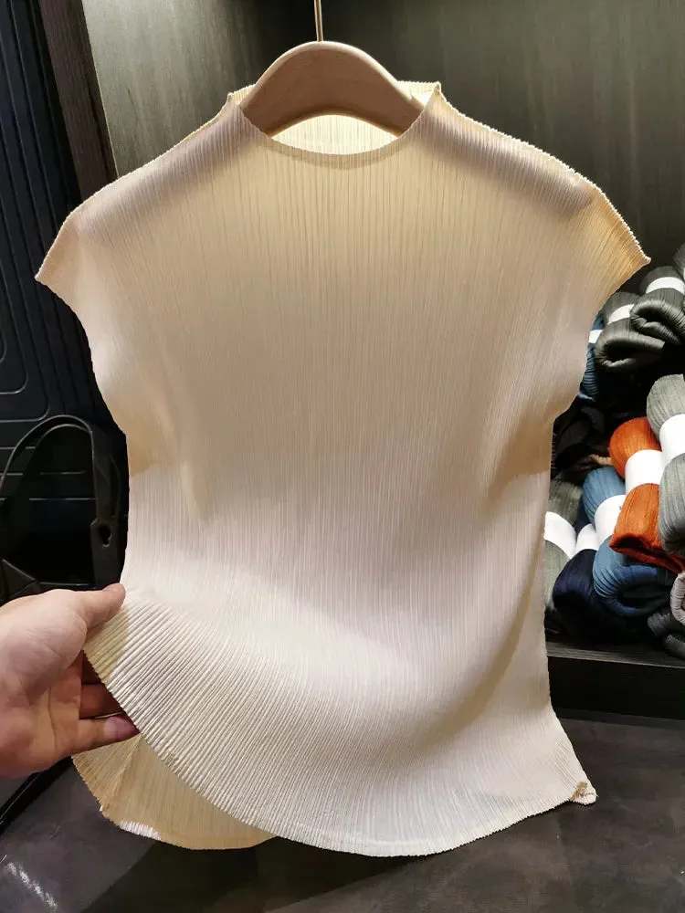 Versatile Classic Simple Solid Color Stand Up Collar Pleated Top Women Slim Slim Short Sleeve Miyake T-shirt Summer