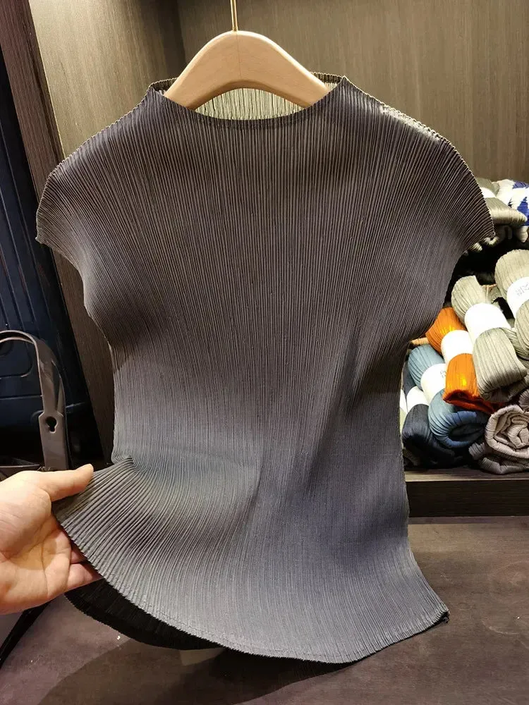 Versatile Classic Simple Solid Color Stand Up Collar Pleated Top Women Slim Slim Short Sleeve Miyake T-shirt Summer