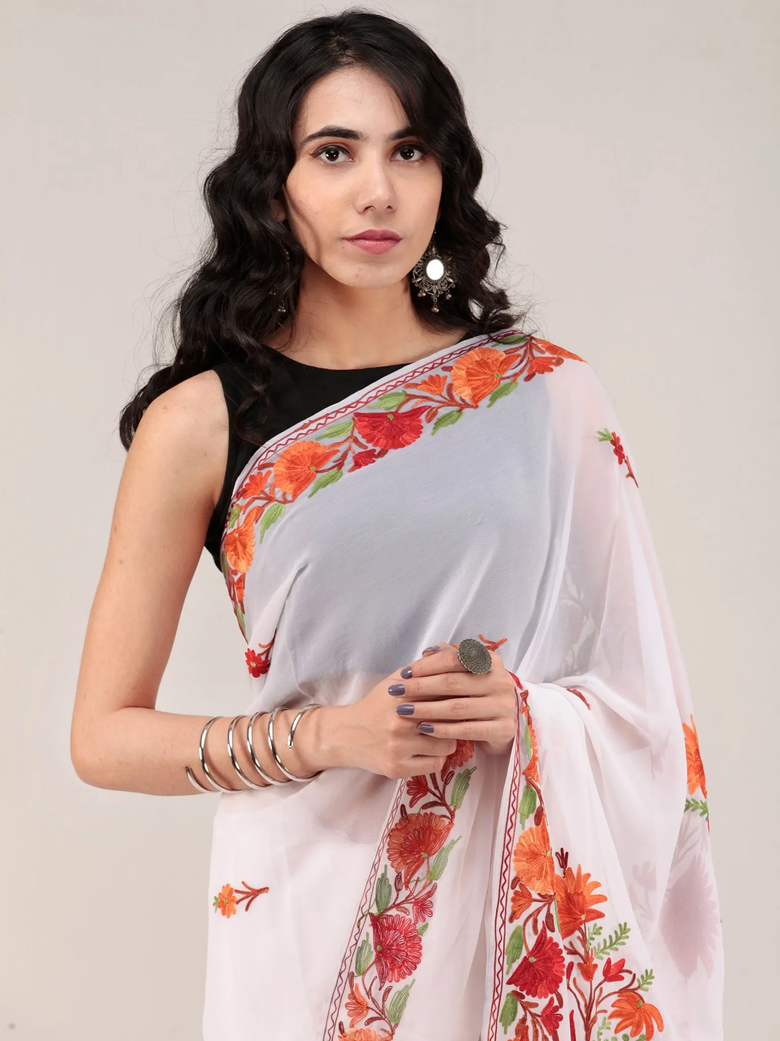 White Aari Embroidered Georgette Saree From Kashmir - S031704663