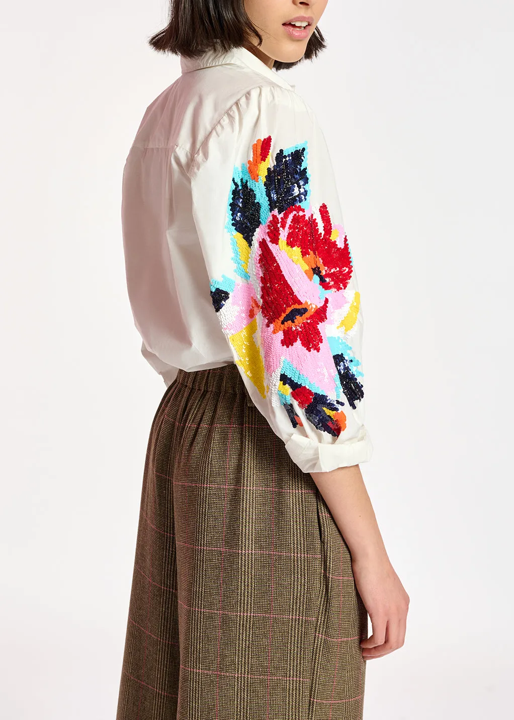 White cotton embroidered puffed-sleeve shirt