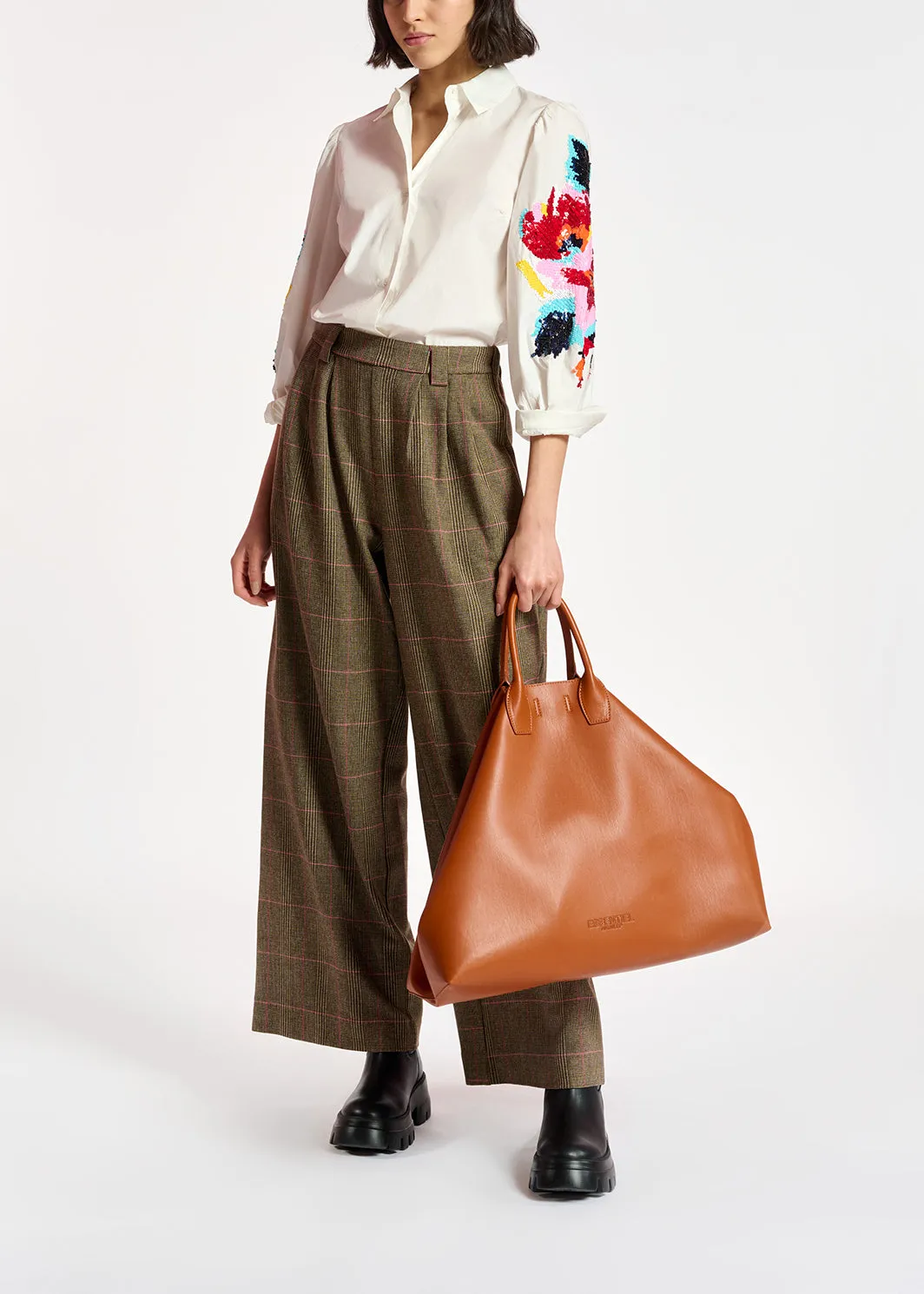 White cotton embroidered puffed-sleeve shirt