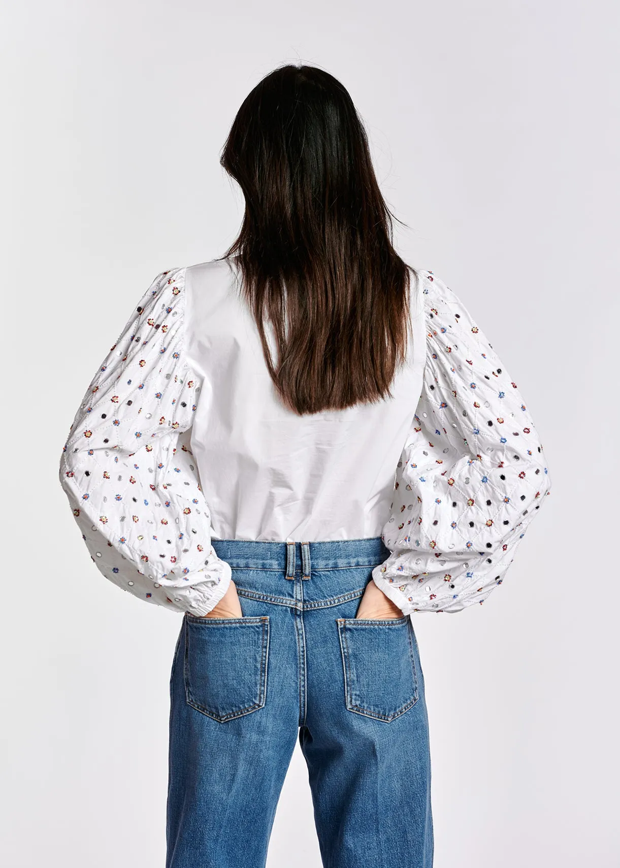 White mirror-embroidered puffed-sleeve shirt